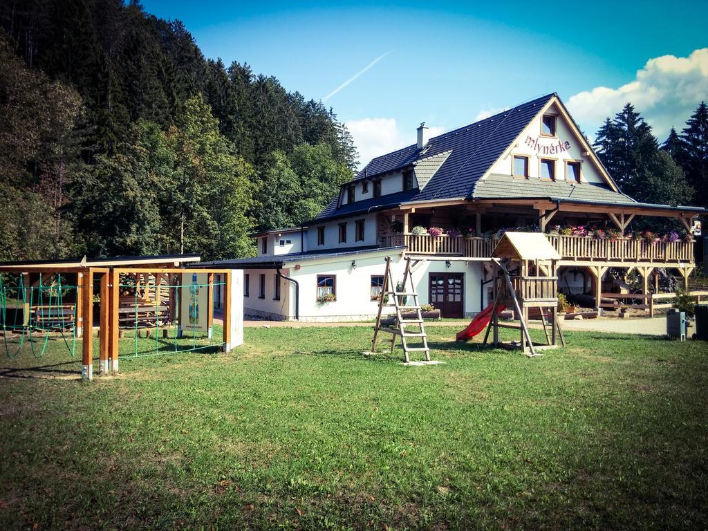Penzion Mlynarka Rajecké Teplice Exterior foto